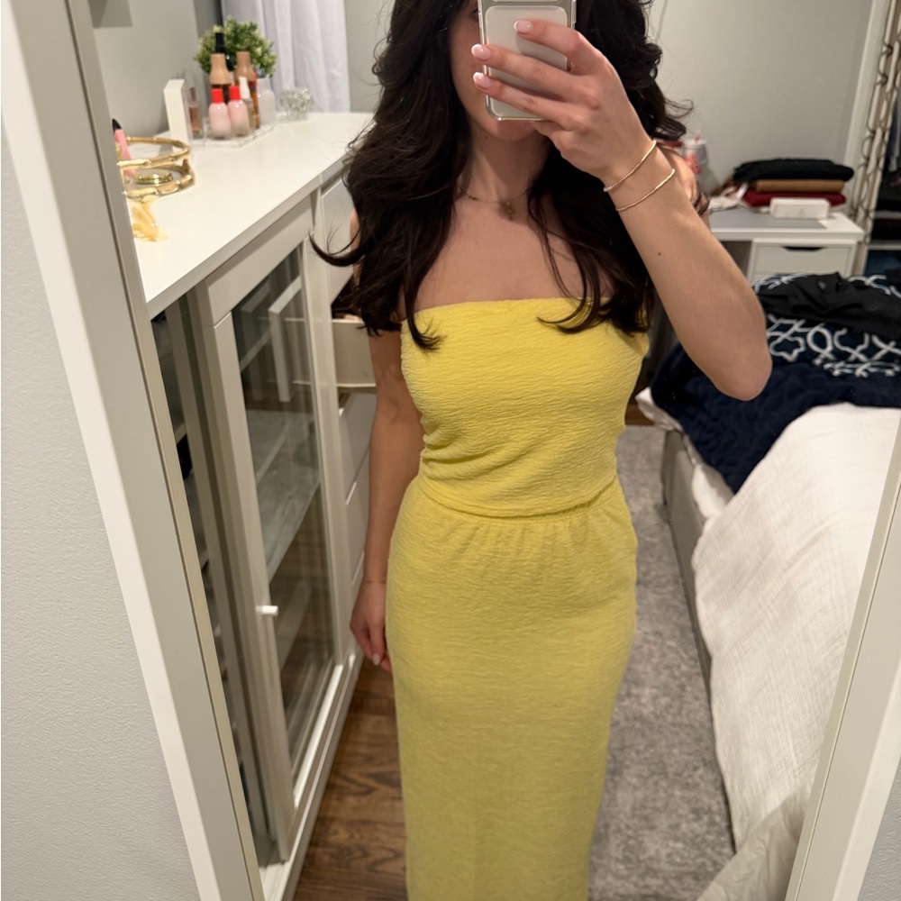 Strapless Yellow maxi skirt tube top set